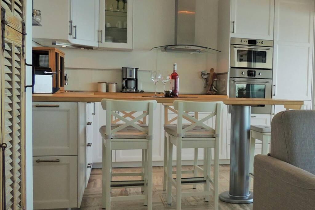 Emplacement Privilegie Pour Ce Bel Appartement Saint-Raphaël Buitenkant foto